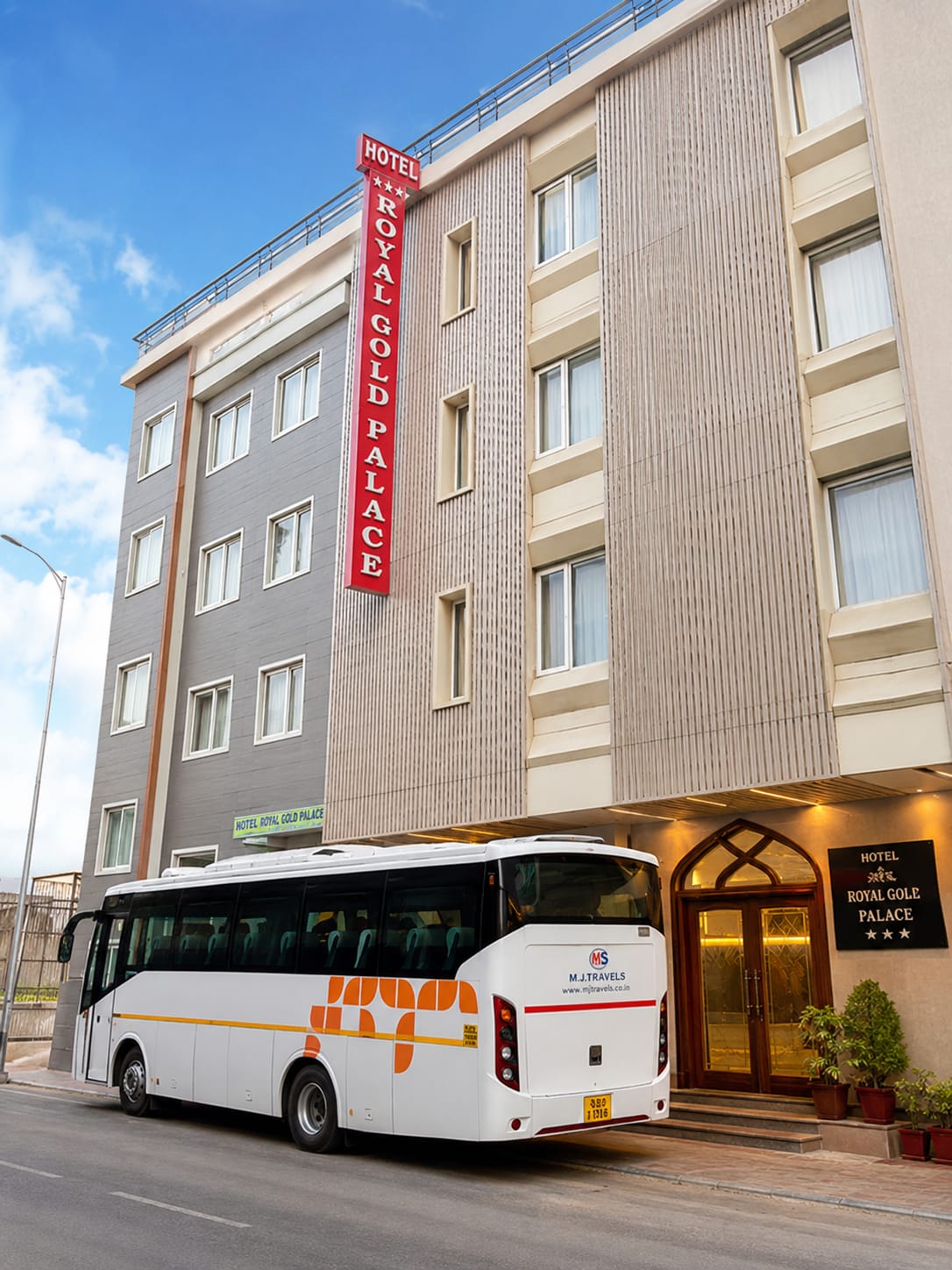 Front exterior 01